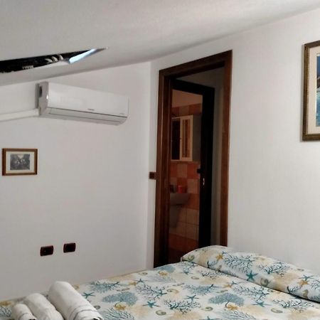 Appartamento Le Rose Olmedo Esterno foto