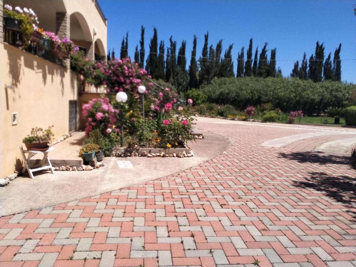 Appartamento Le Rose Olmedo Esterno foto